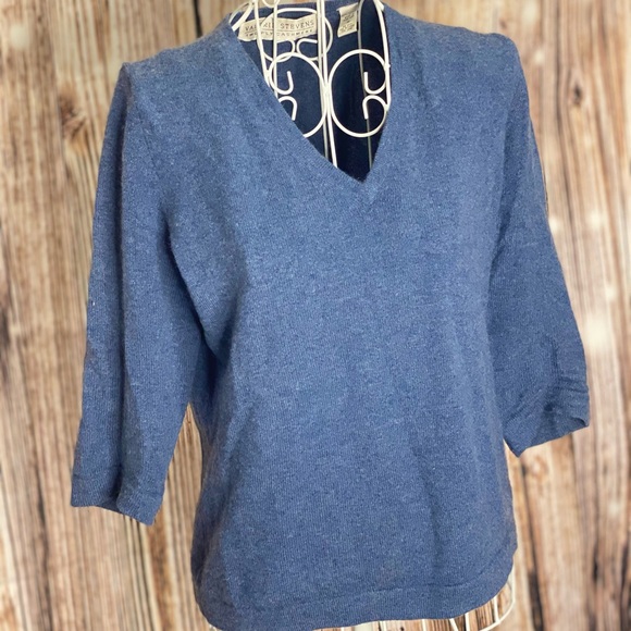 Valerie Stevens two ply Cashmere Sweater - Picture 7 of 8